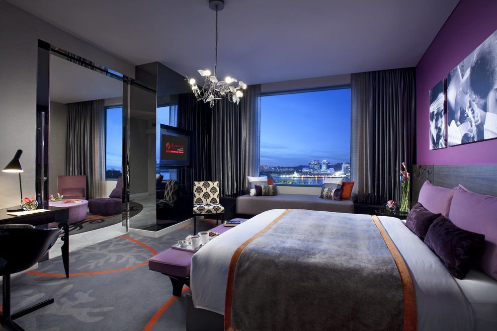 Resorts World Sentosa - Hotel Singapur Zewnętrze zdjęcie A suite at the hotel