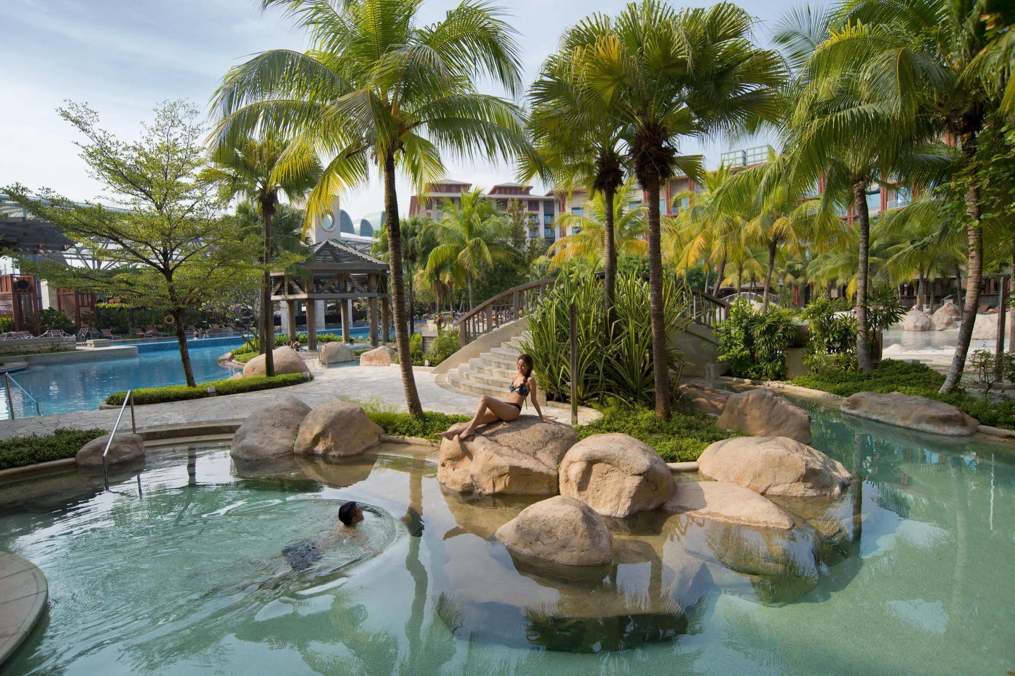 Resorts World Sentosa - Hotel Singapur Zewnętrze zdjęcie The Rock Pool